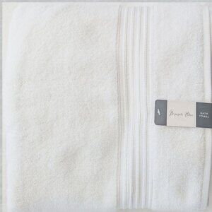 Maison Home White Bath Towel Measure 30 x 54 In